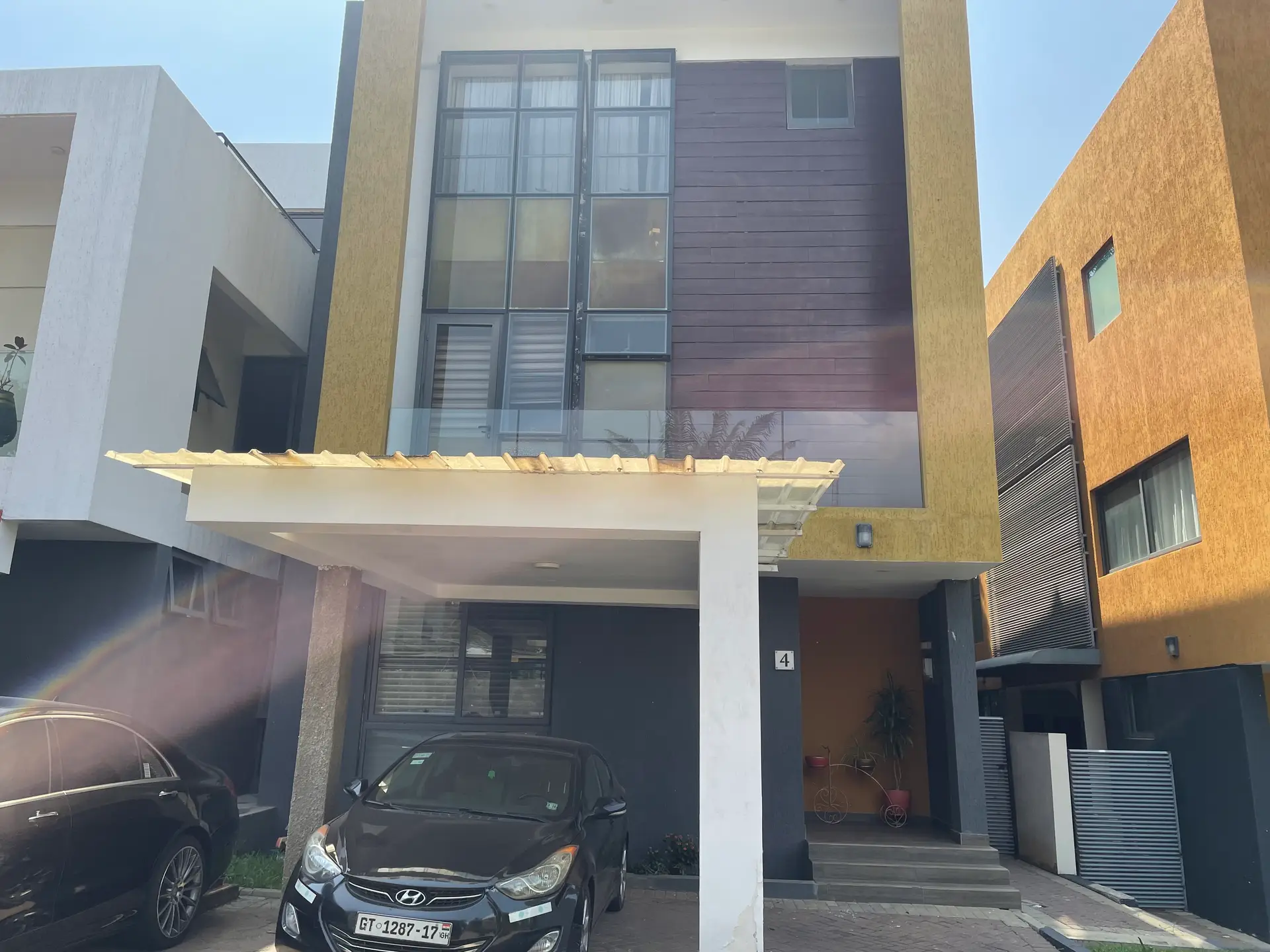 4 bedroom Townhouse for sale in Airport Residential