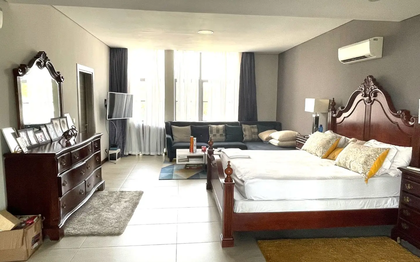 4 bedroom Townhouse for sale in Airport Residential