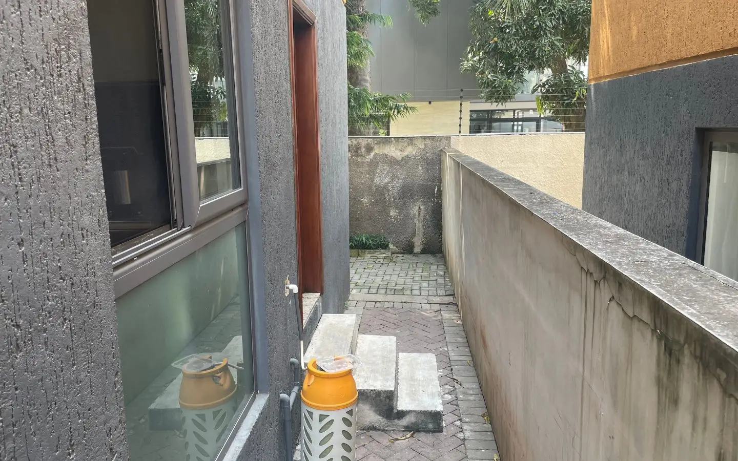 4 bedroom Townhouse for sale in Airport Residential