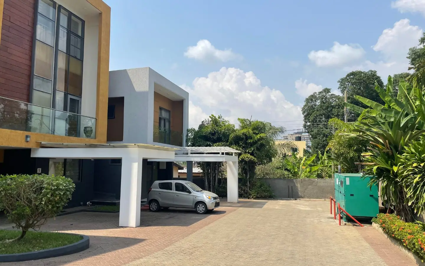 4 bedroom Townhouse for sale in Airport Residential