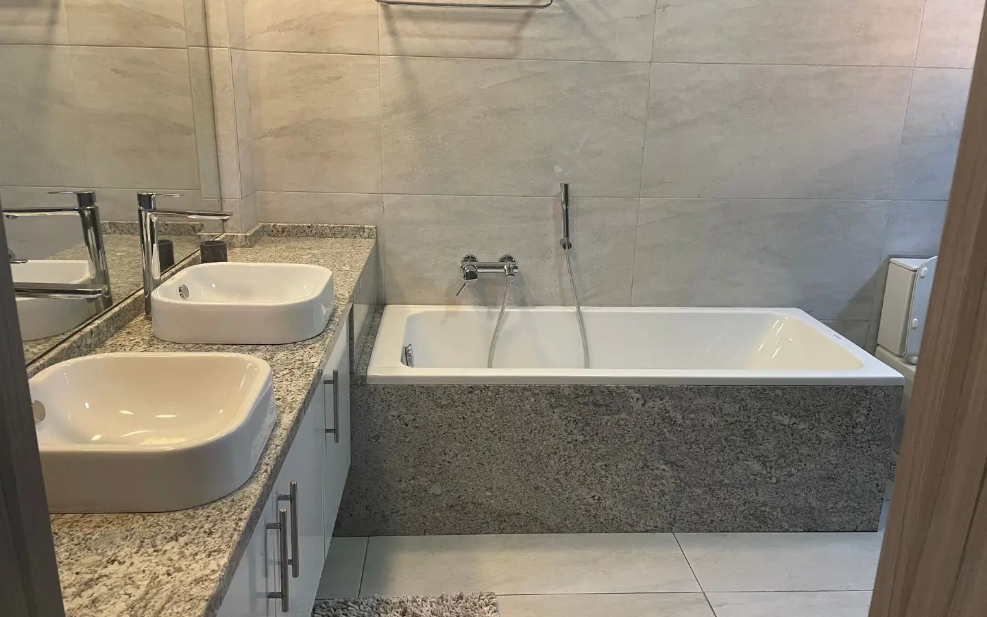 4 bedroom Townhouse for sale in Airport Residential