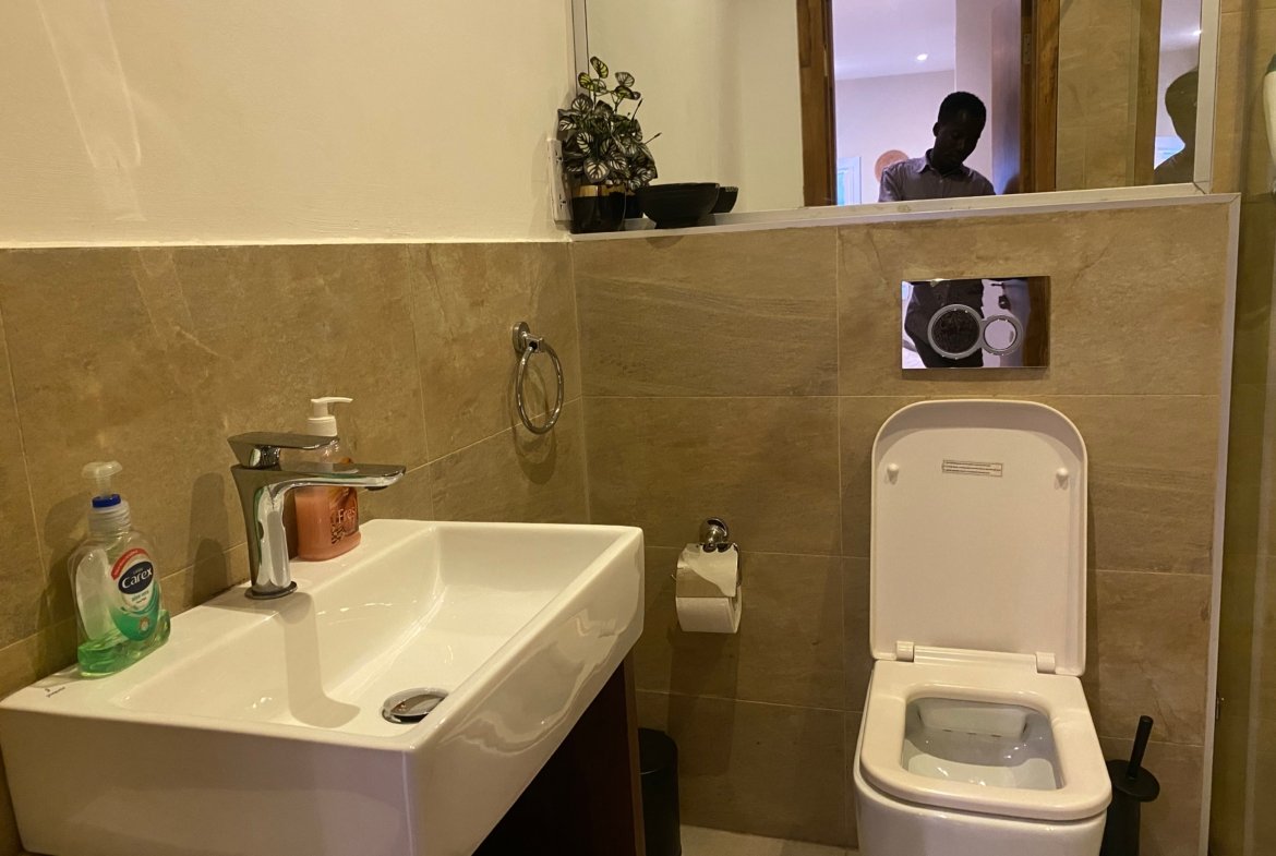2 bedroom apartment for rent in East Legon