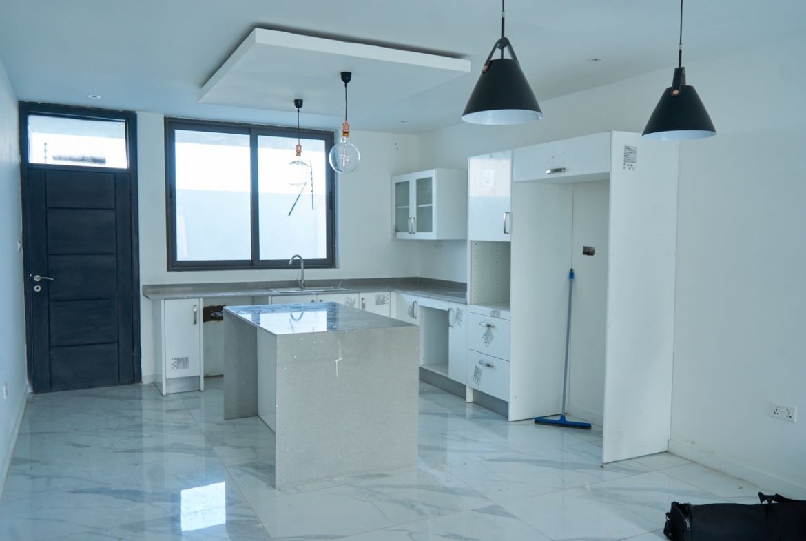 🏡 FOR SALE | 3-Bedroom Luxury Home | East Legon Hills, Accra $150,000 (Completed Unit) | $97,500 (Off-Plan)